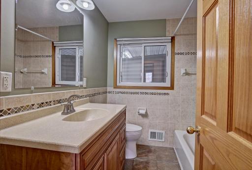 267 Hanska Court, Saint Paul, MN 55126