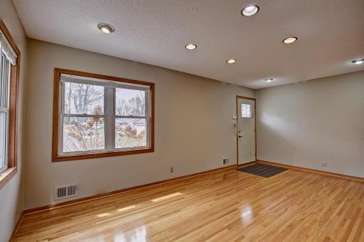 267 Hanska Court, Saint Paul, MN 55126