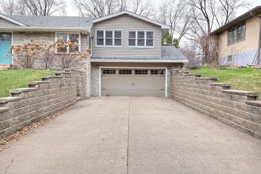 267 Hanska Court, Saint Paul, MN 55126
