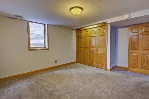 267 Hanska Court, Saint Paul, MN 55126