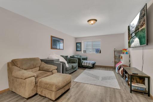 57 4th Avenue NW, Rice, MN 56367