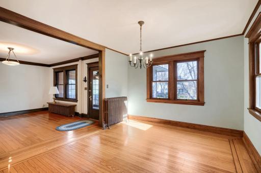 201 West 48th street - Web Quality - 011 - 11 Living Room.jpg