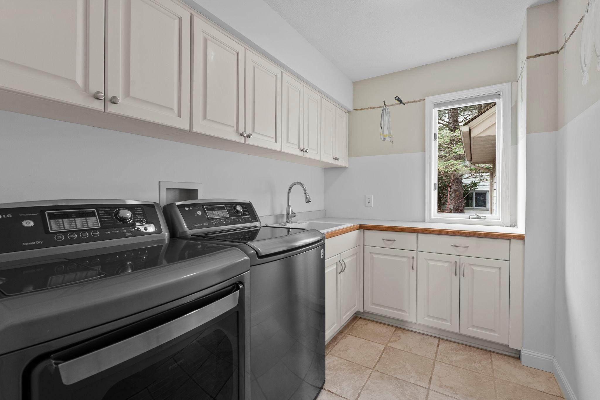 Main level laundry room