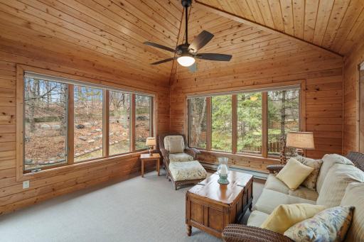 Enjoy peaceful evening in the 4 season porch
