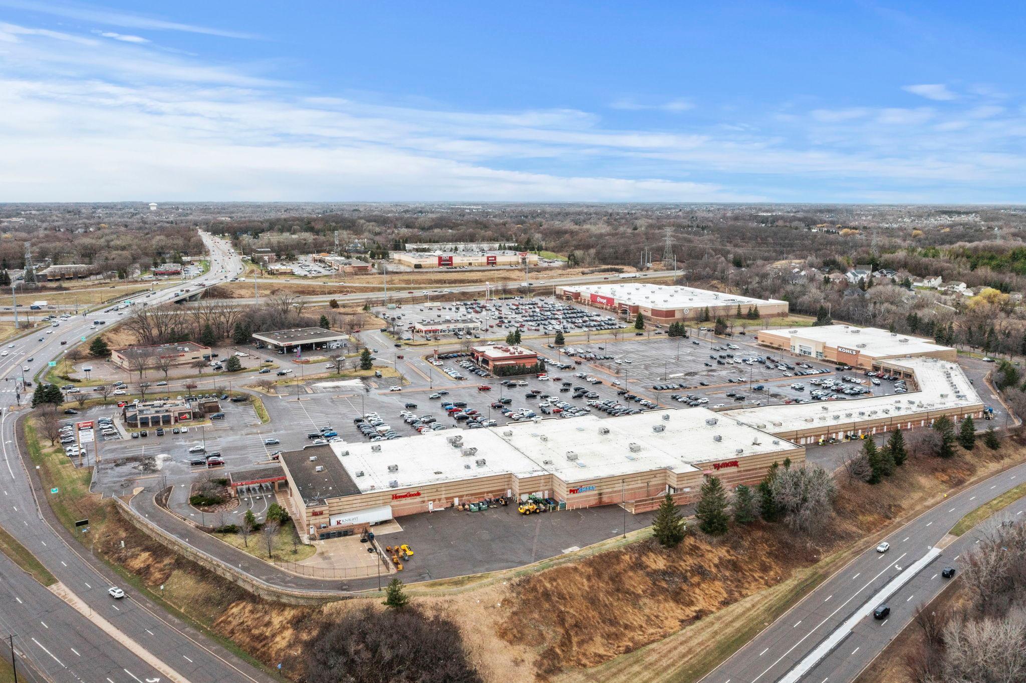 Minutes from shopping