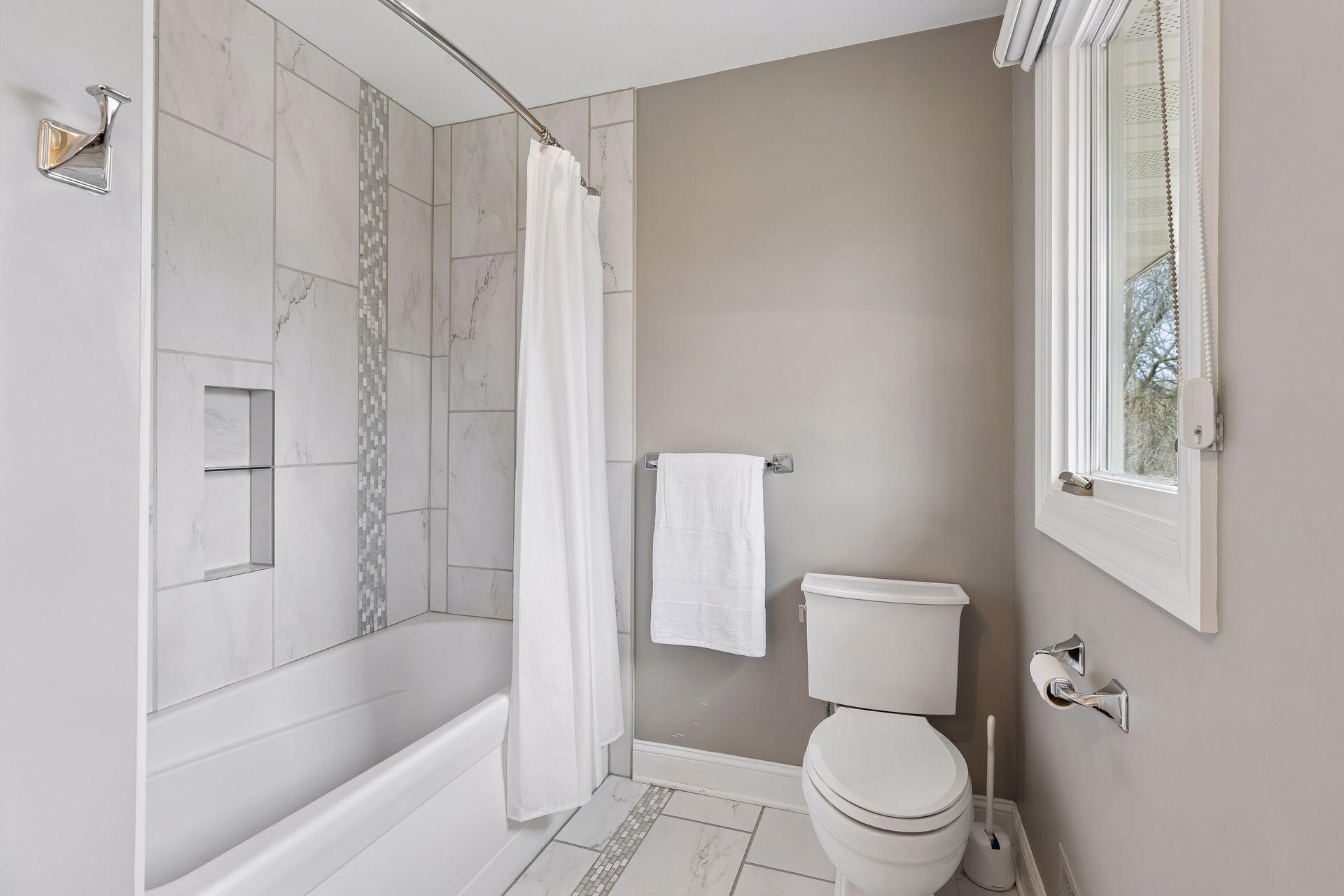 2850 Alvarado Lane North - Spacecrafting - 0047.jpg