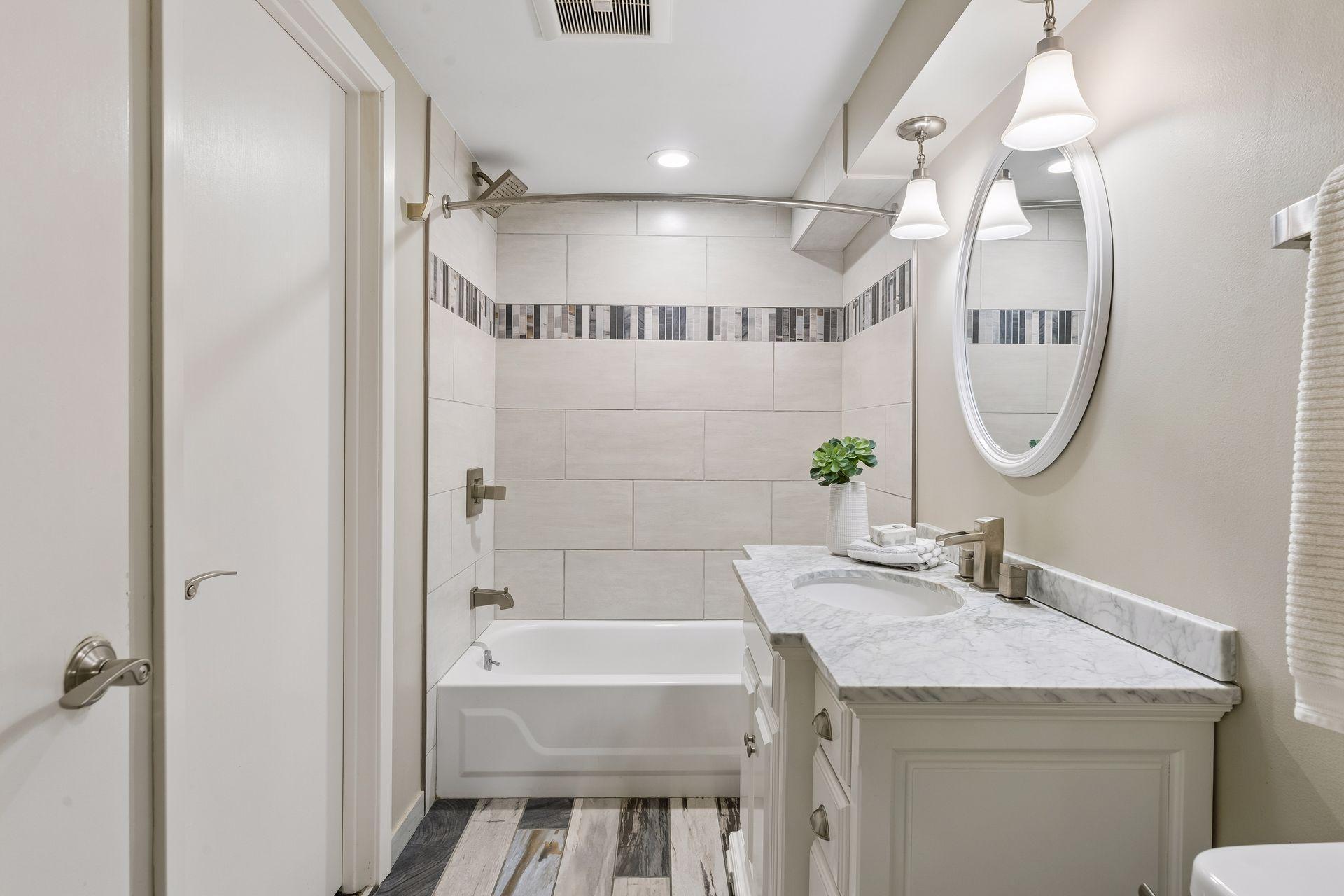 2850 Alvarado Lane North - Spacecrafting - 0059.jpg