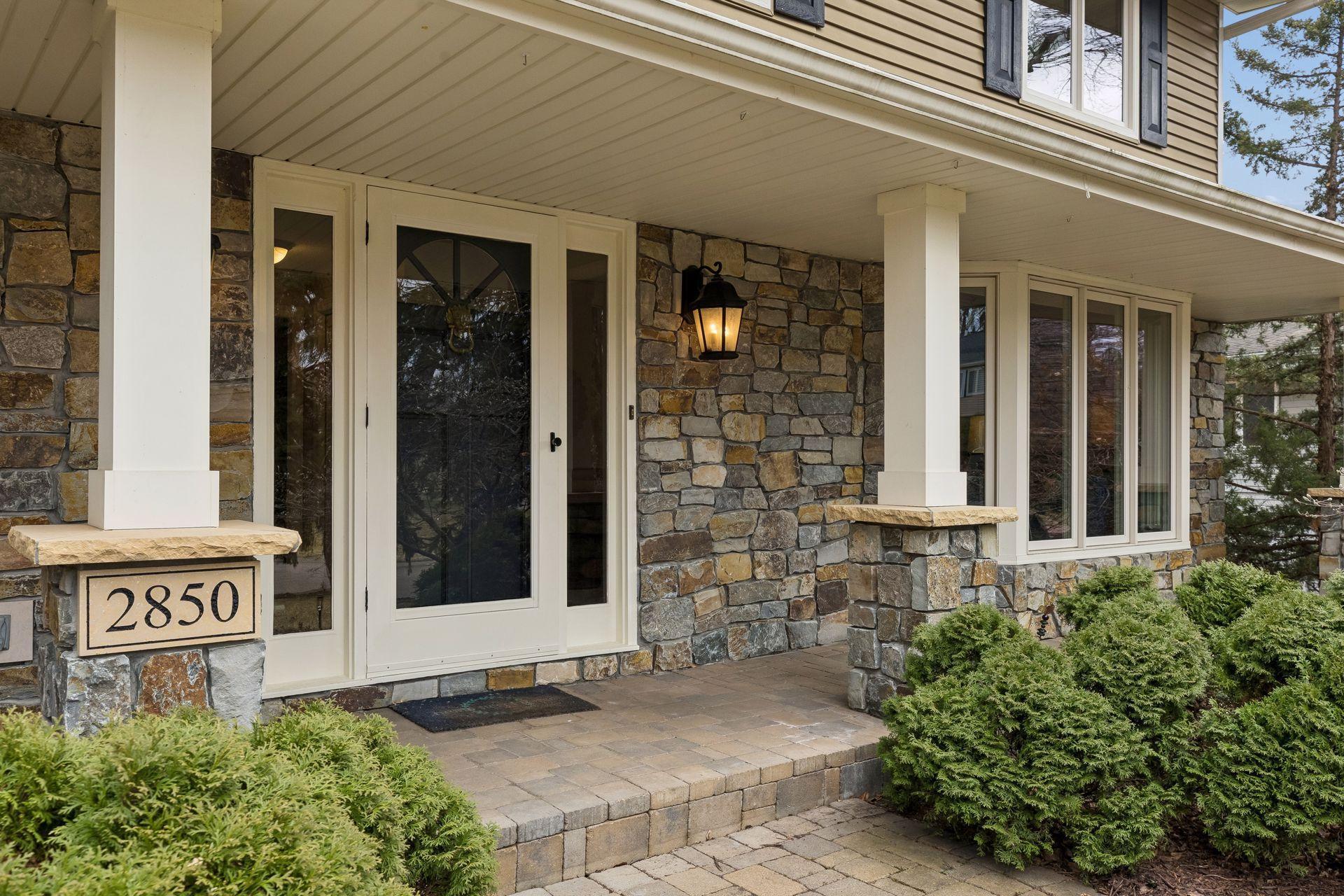 2850 Alvarado Lane North - Spacecrafting - 0011.jpg