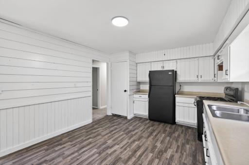 3224 Lake Lane, Saint Paul, MN 55112