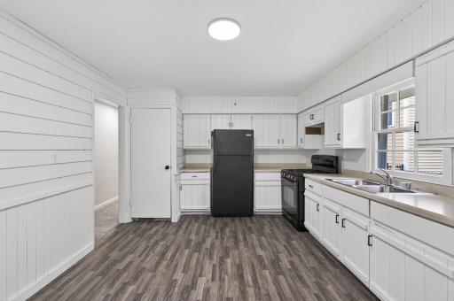 3224 Lake Lane, Saint Paul, MN 55112