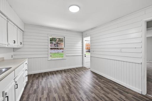 3224 Lake Lane, Saint Paul, MN 55112