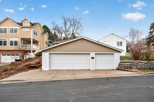 3224 Lake Lane, Saint Paul, MN 55112