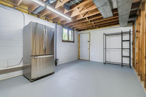 367 Foster St - Web Quality - 023 - 24 Lower Level 1 - Copy.jpg