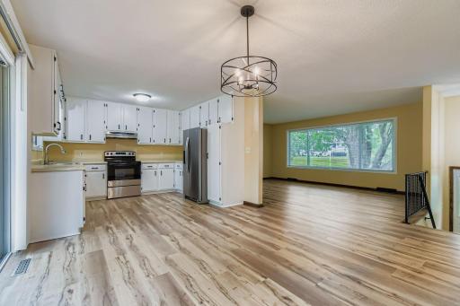 367 Foster St - Web Quality - 011 - 12 Dining Room 1 - Copy.jpg