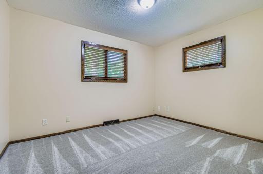 367 Foster St - Web Quality - 020 - 21 Bedroom 1 - Copy.jpg