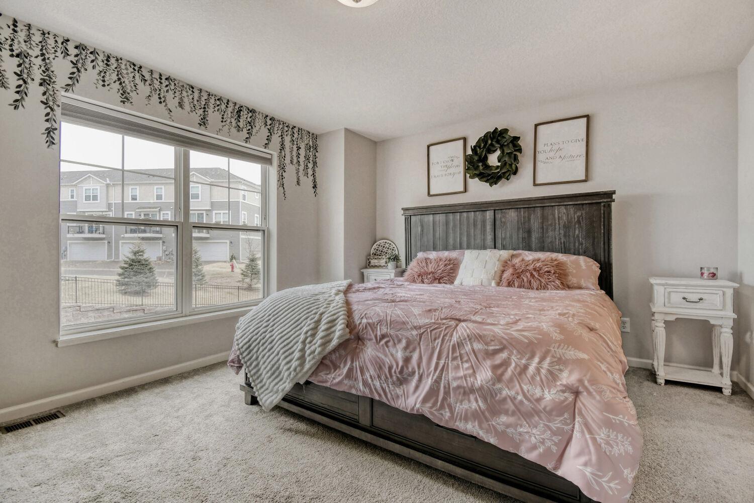 2214 Gateway Curv - Web Quality - 026 - 18 Primary Bedroom.jpg