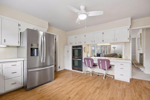1566 Sumter Avenue N, Minneapolis, MN 55427