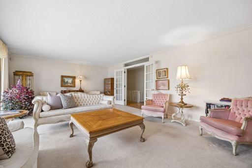 1566 Sumter Avenue N, Minneapolis, MN 55427