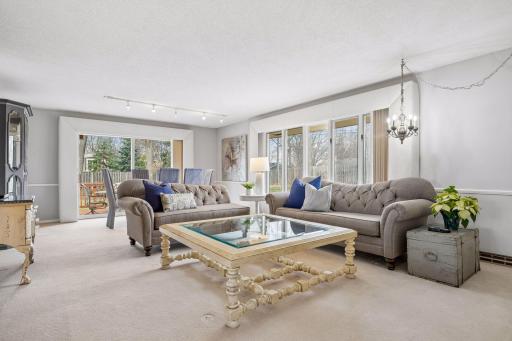 1566 Sumter Avenue N, Minneapolis, MN 55427