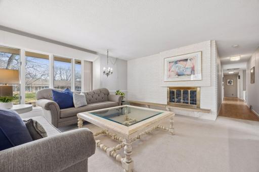 1566 Sumter Avenue N, Minneapolis, MN 55427