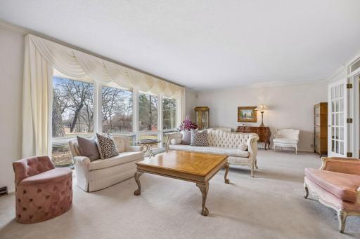 1566 Sumter Avenue N, Minneapolis, MN 55427