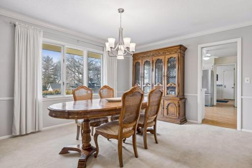 1566 Sumter Avenue N, Minneapolis, MN 55427