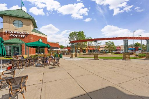 1566 Sumter Avenue N, Minneapolis, MN 55427