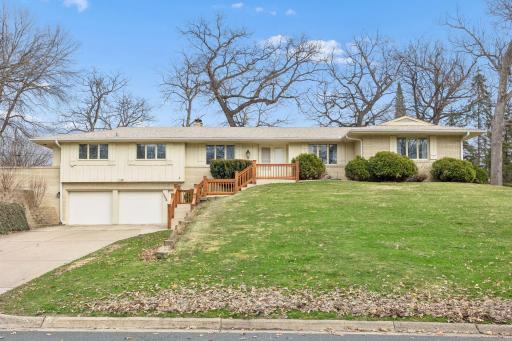 1566 Sumter Avenue N, Minneapolis, MN 55427