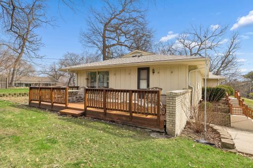1566 Sumter Avenue N, Minneapolis, MN 55427