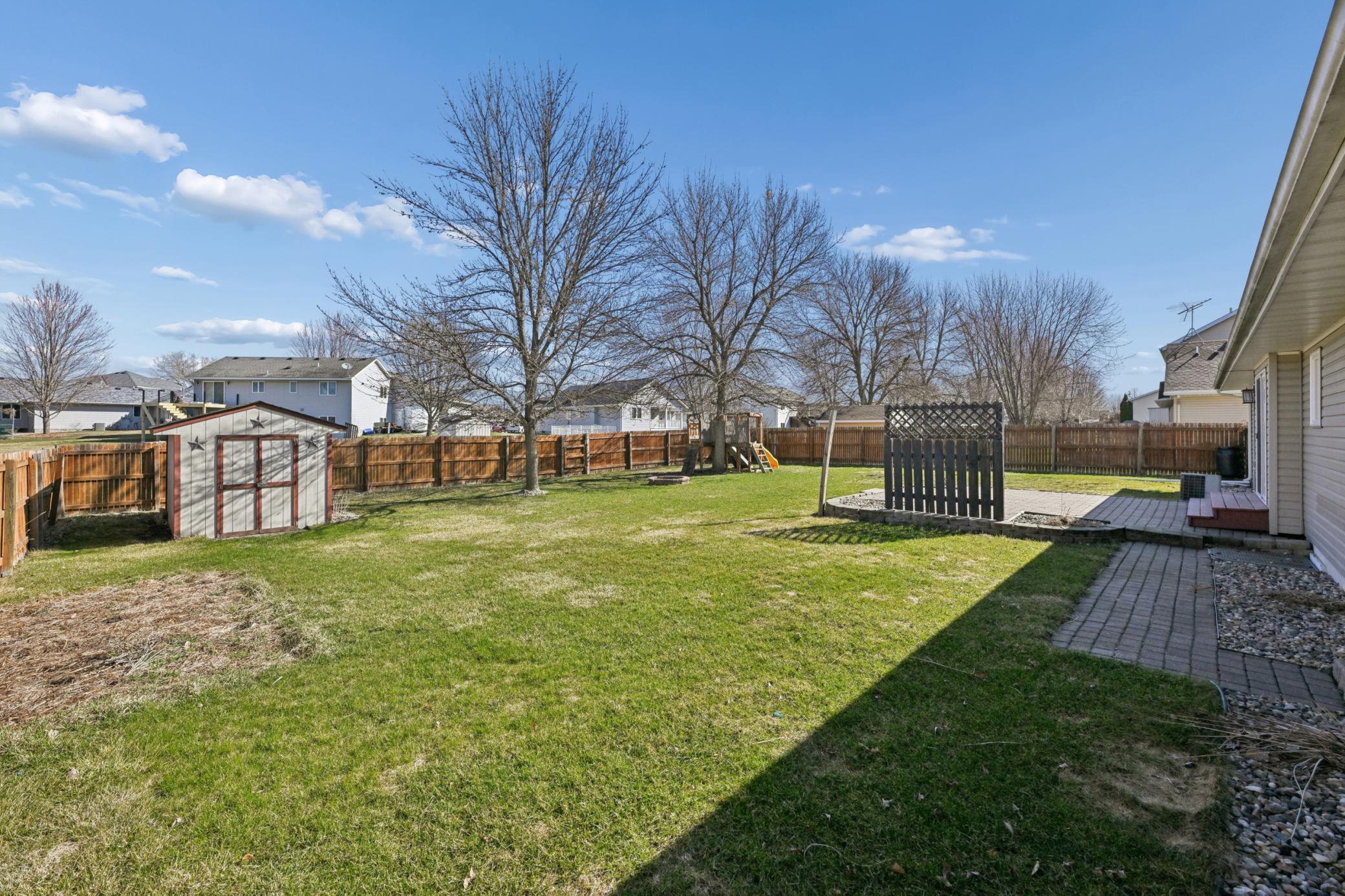 Huge fully fenced (private) yard! Storage shed too