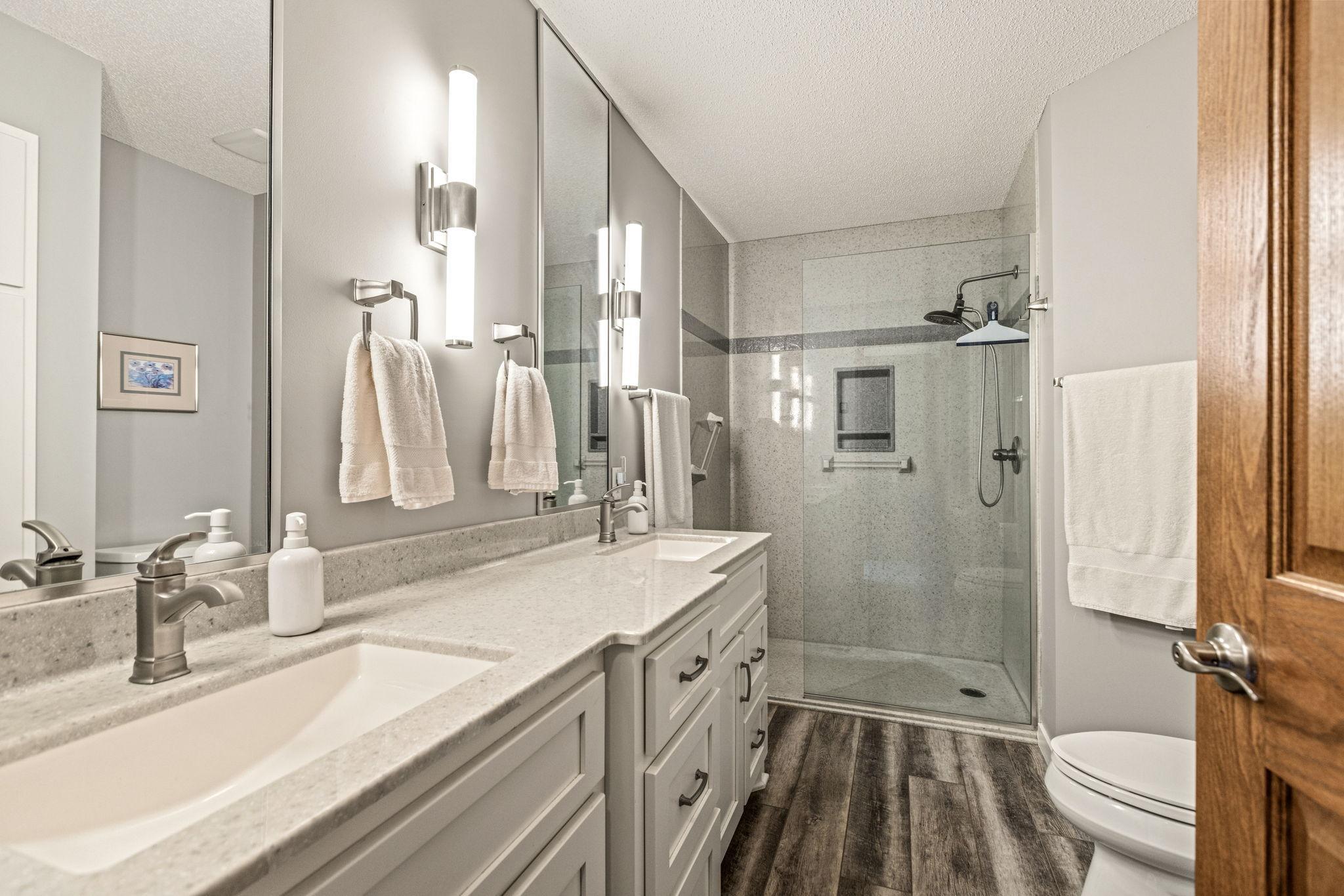 Updated Primary bathroom suite!