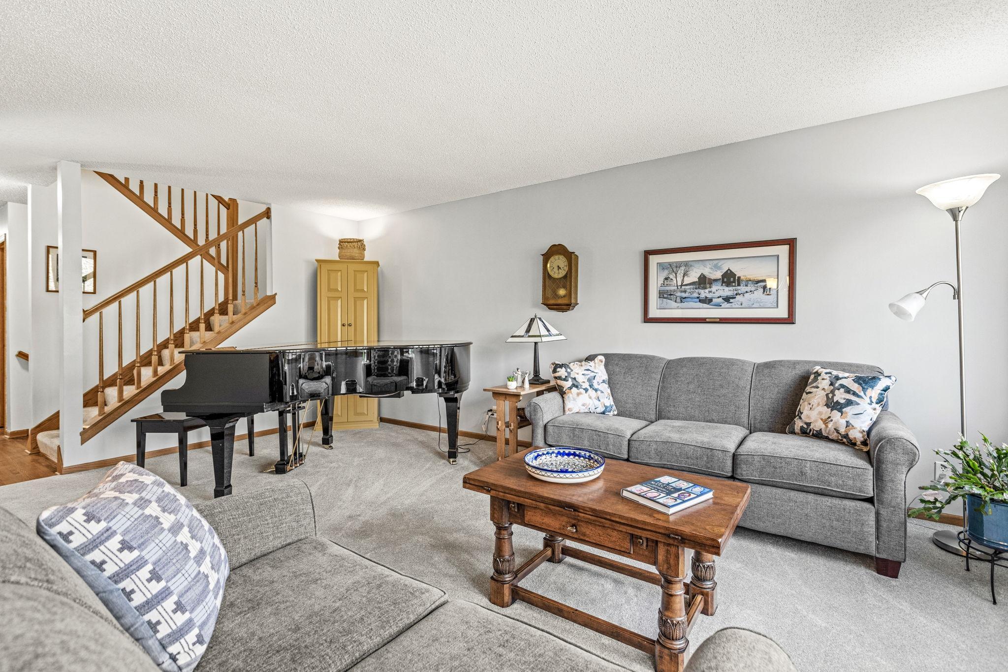 Large living space on main level!