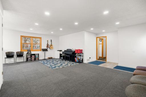 885 7th Street SW, Pine City, MN 55063