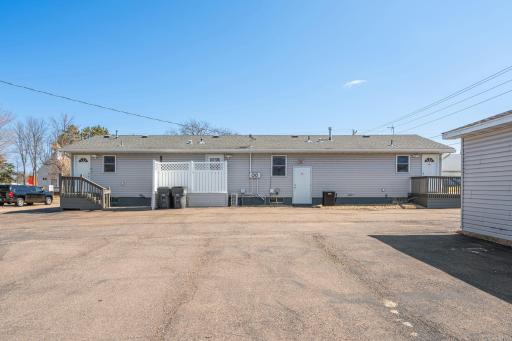 885 7th Street SW, Pine City, MN 55063