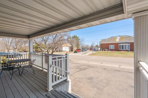 885 7th Street SW, Pine City, MN 55063