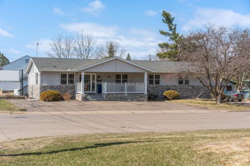 885 7th Street SW, Pine City, MN 55063