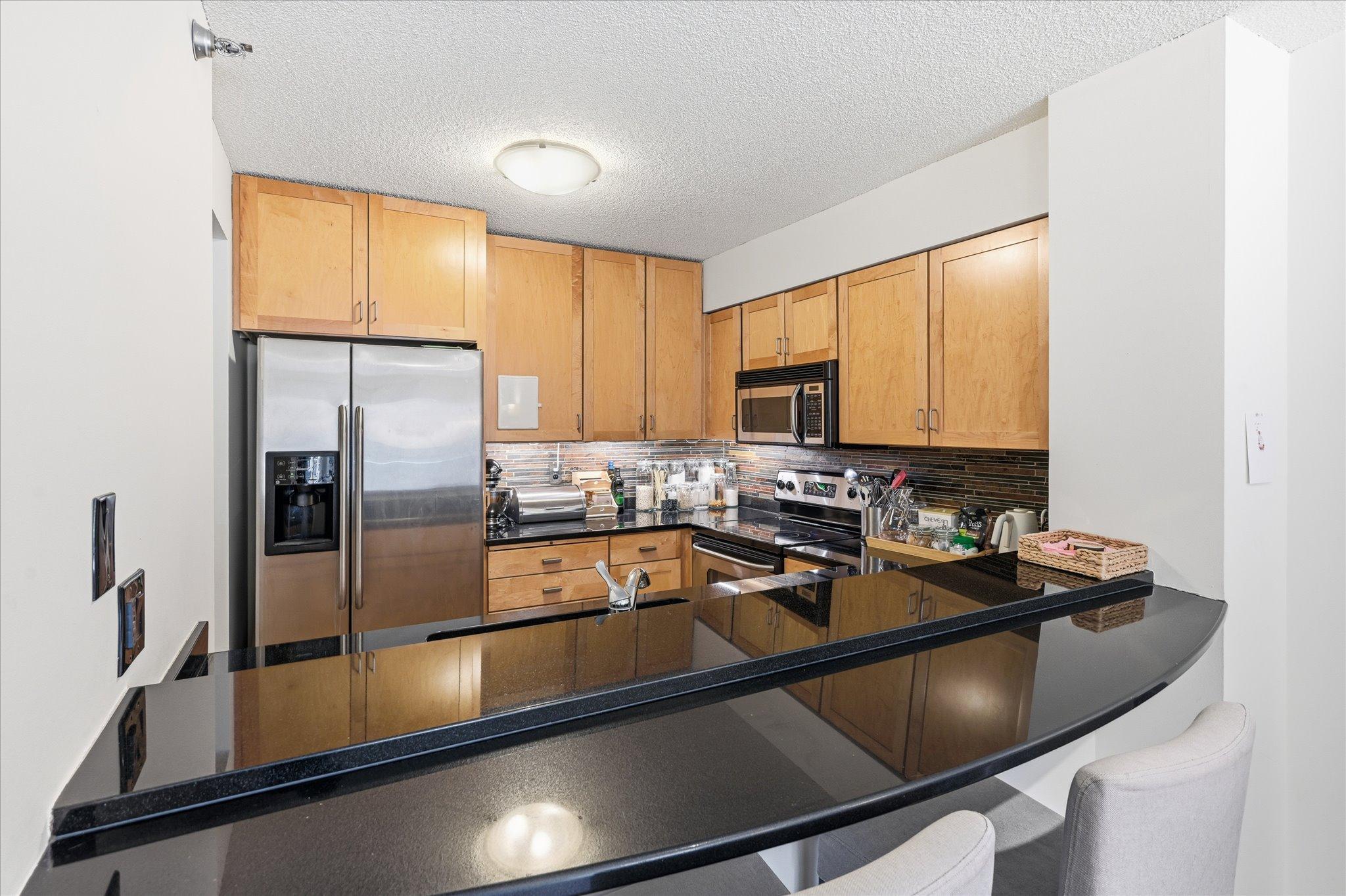 06-401 S 1st St Unit 203 [2955700]- 006.jpg