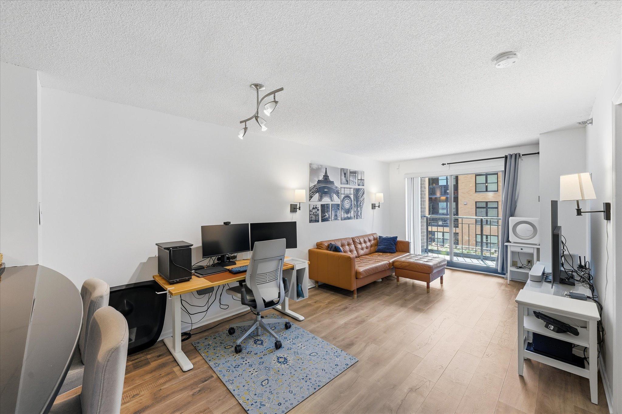 04-401 S 1st St Unit 203 [2955700]- 004.jpg