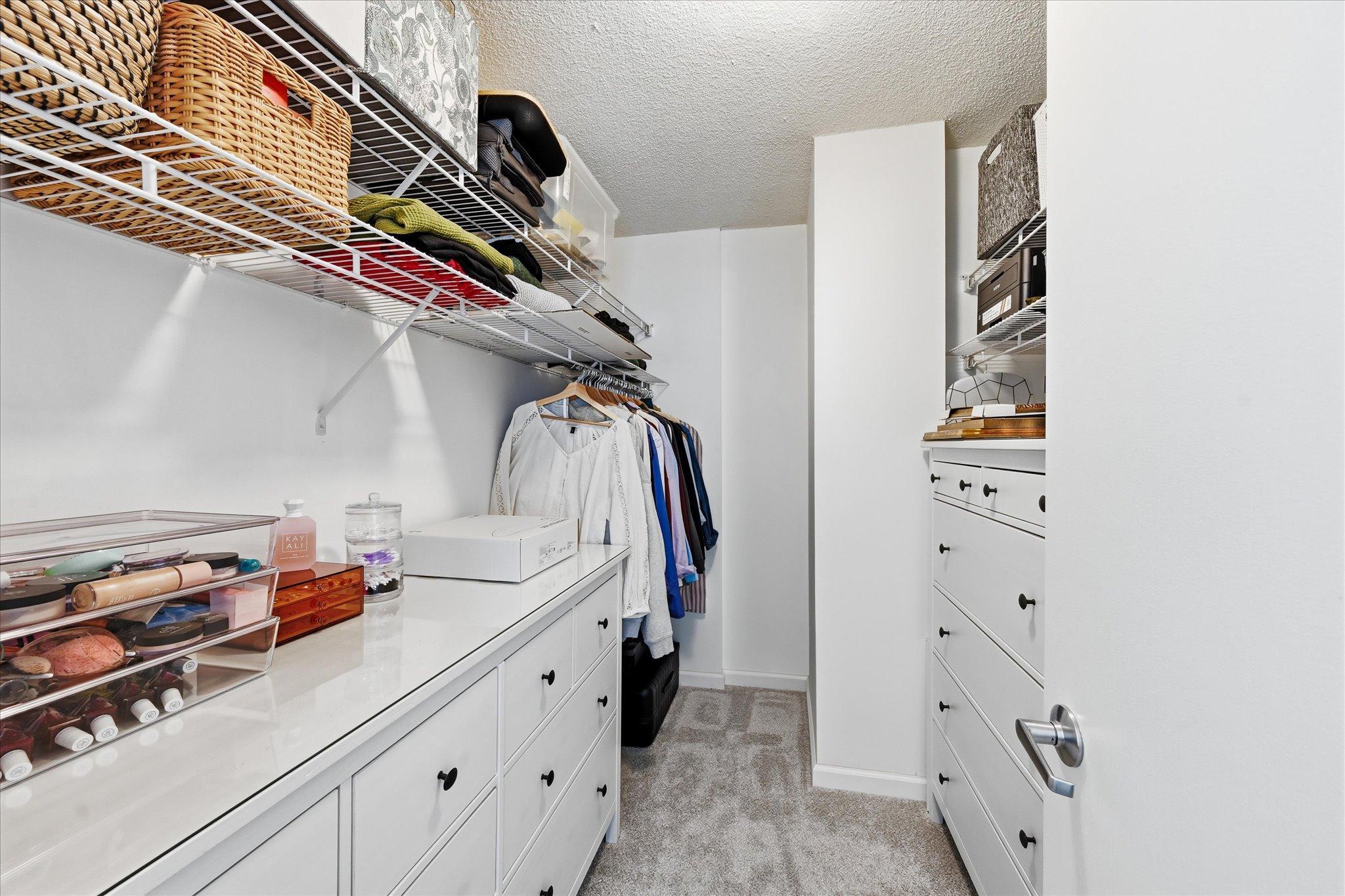 17-401 S 1st St Unit 203 [2955700]- 017.jpg