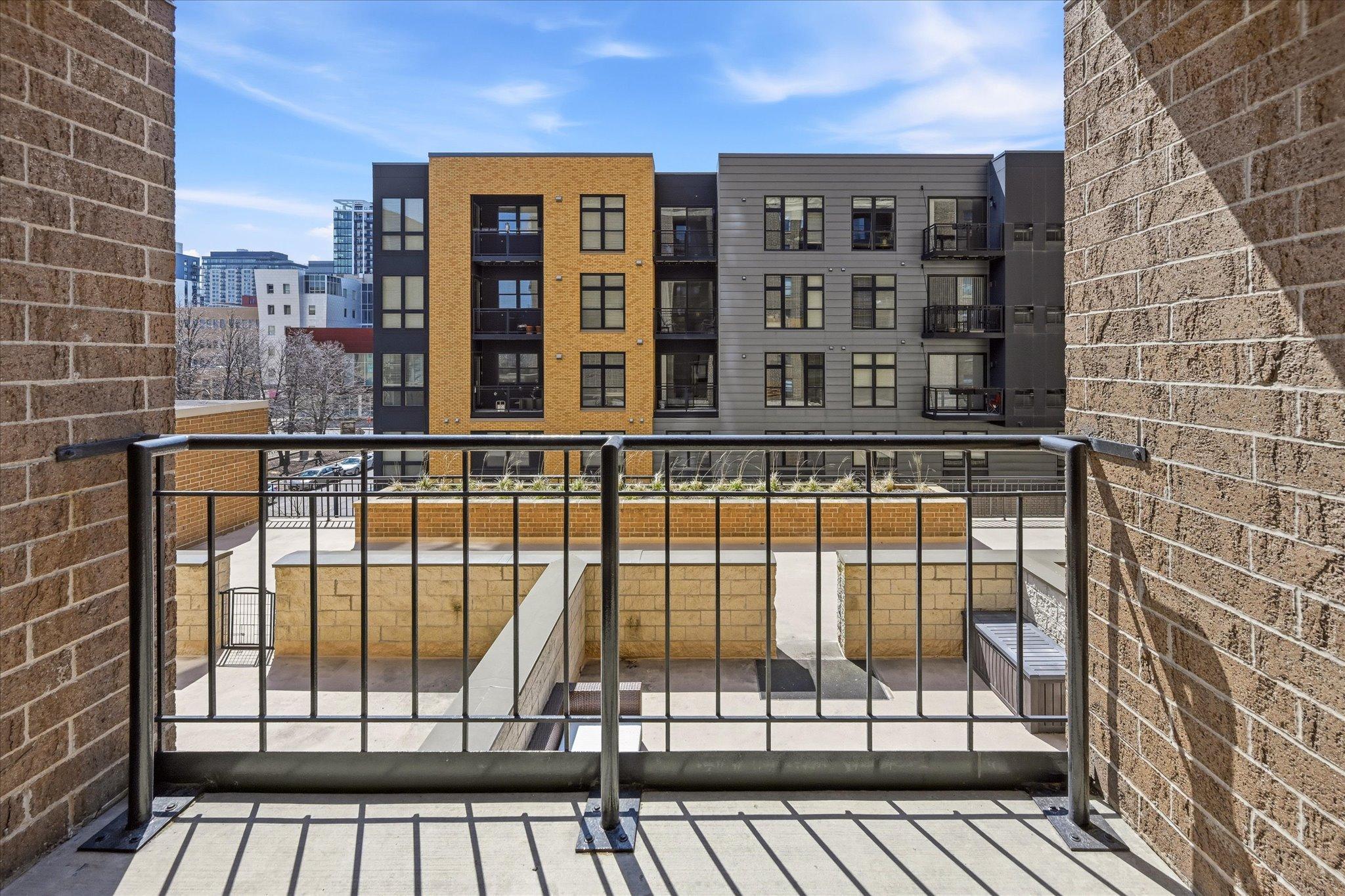 12-401 S 1st St Unit 203 [2955700]- 012.jpg