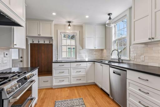3833 Drew Avenue S, Minneapolis, MN 55410