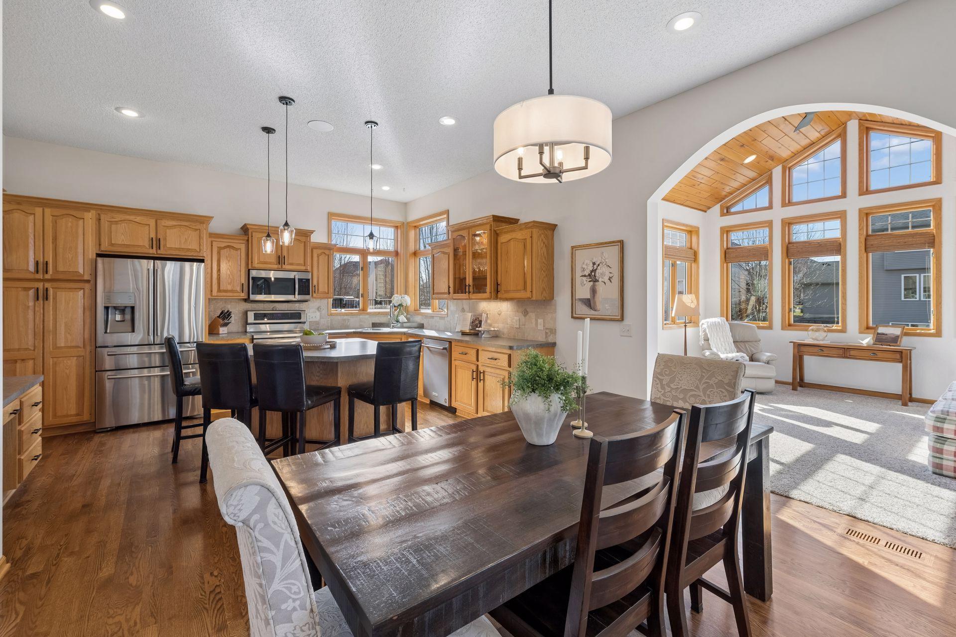 Open gathering areas - great for entertaining