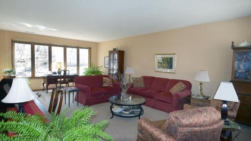6000 Timberglade Circle, Minneapolis, MN 55438