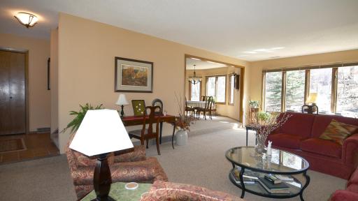6000 Timberglade Circle, Minneapolis, MN 55438