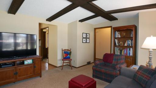 6000 Timberglade Circle, Minneapolis, MN 55438