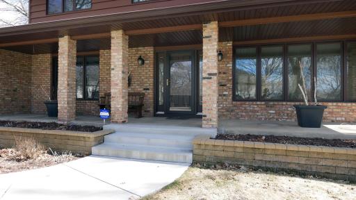 6000 Timberglade Circle, Minneapolis, MN 55438