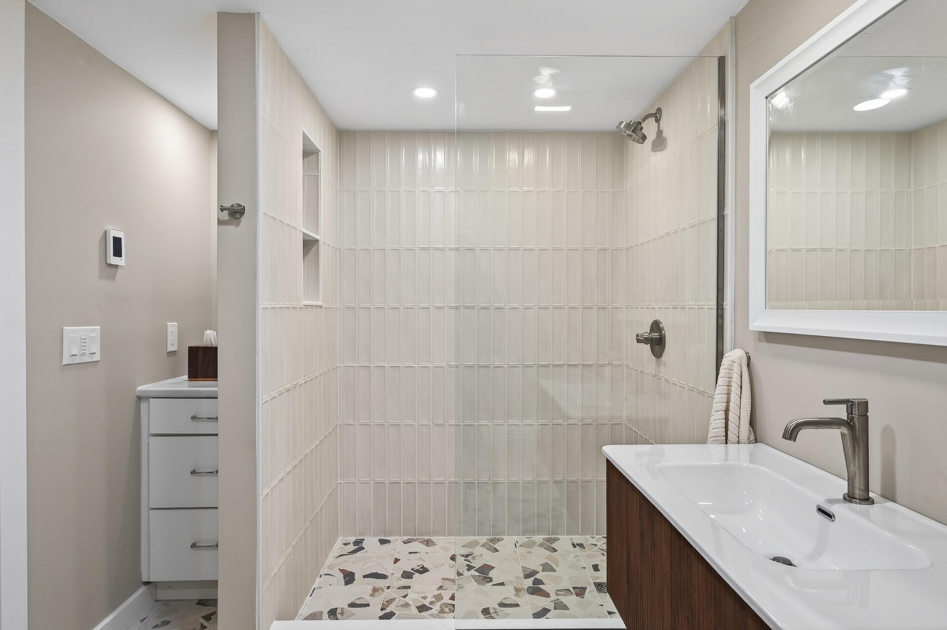 Remodeled LL Bath with heated floors