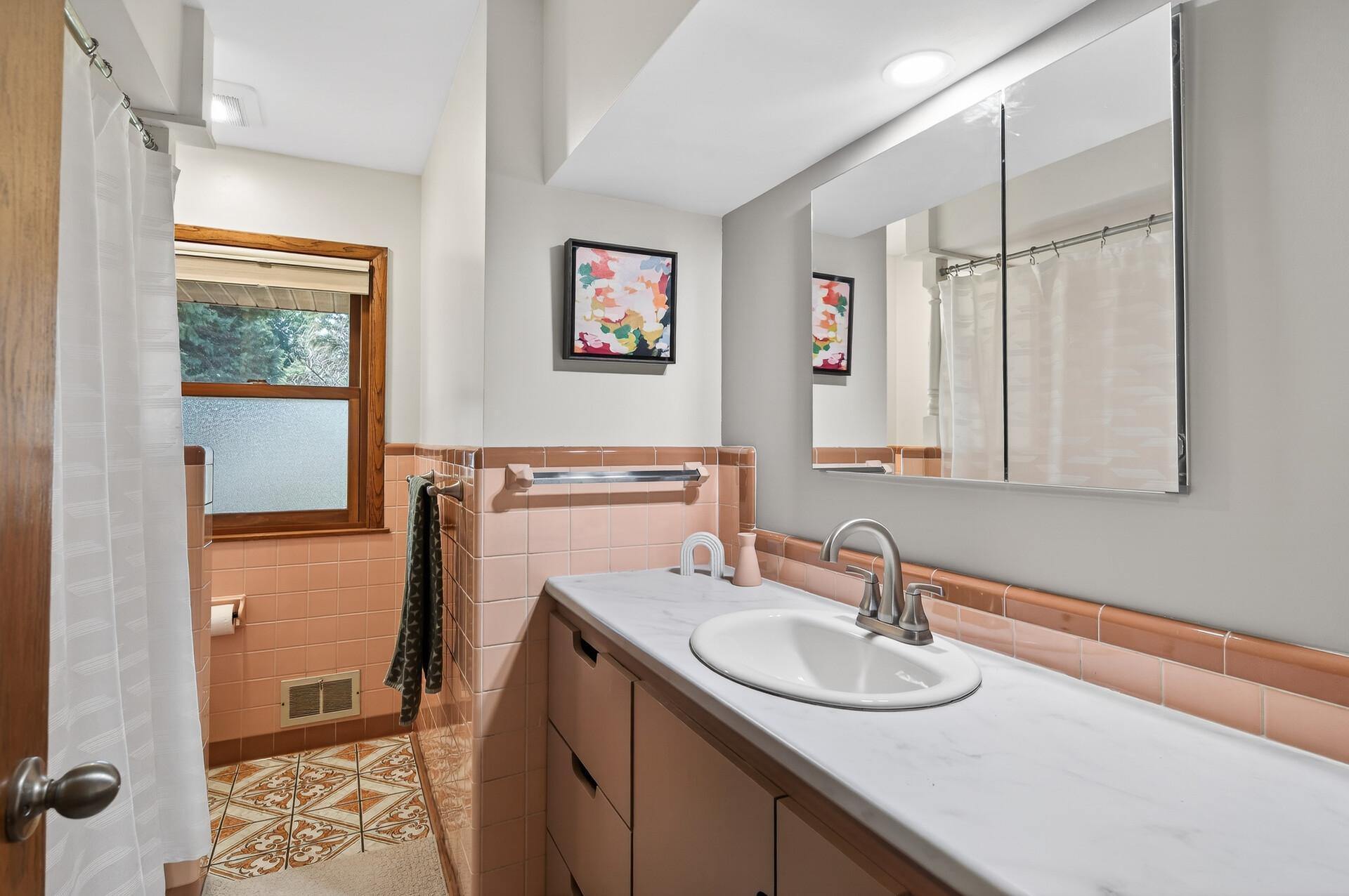 Main Floor Full Bath w/original tile