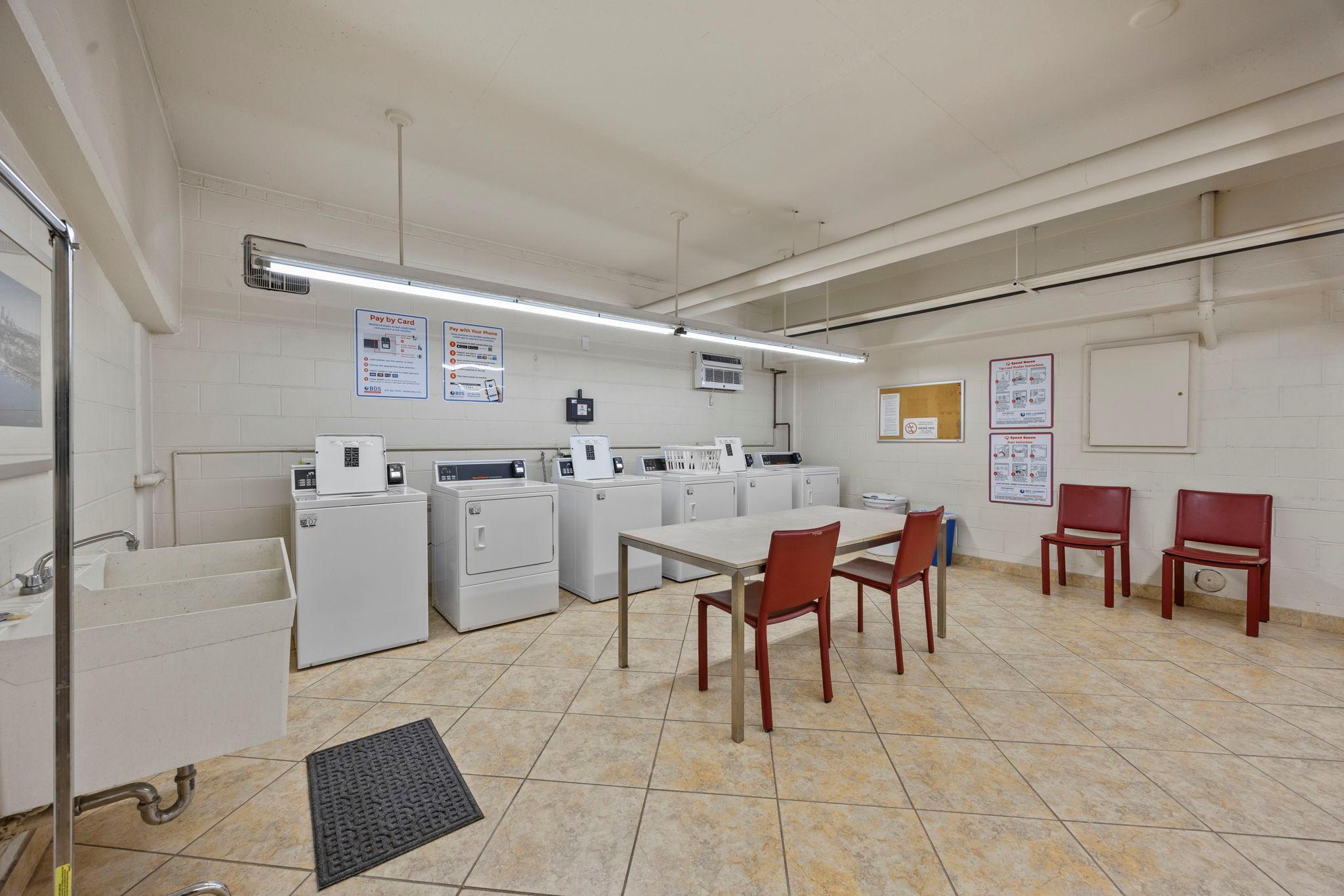 51-web-or-mls-2928 Dean Pkwy 3E-224.jpg