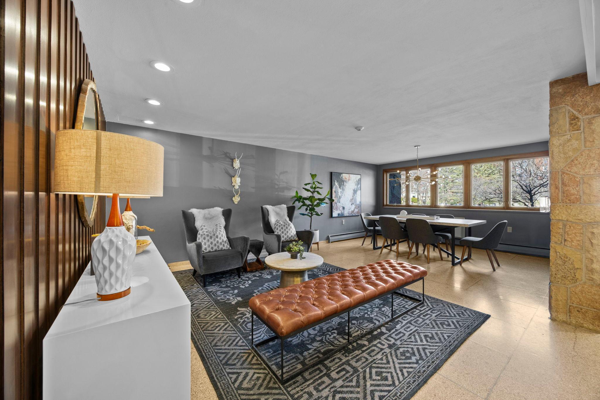 47-web-or-mls-2928 Dean Pkwy 3E-244.jpg